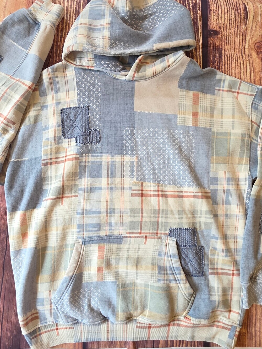 Abercrombie & Fitch Men's Size Large Tall Patchwork Sleeve Popover Hoodie